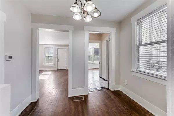 Fort Worth, TX 76110,2020 College Avenue #A