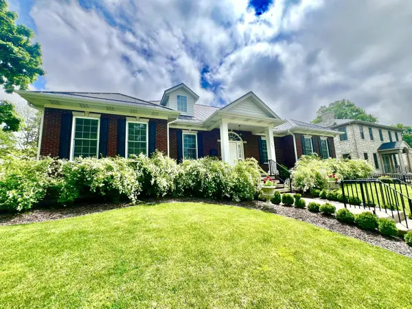 Hillsdale, MI 49242,221 N Manning ST