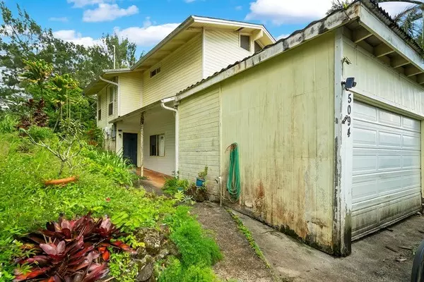 5094 PUUWAI RD,  Kalaheo,  HI 96741