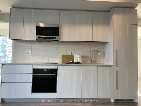 Toronto C02, ON M4W 1J5,8 cumberland ST #1106