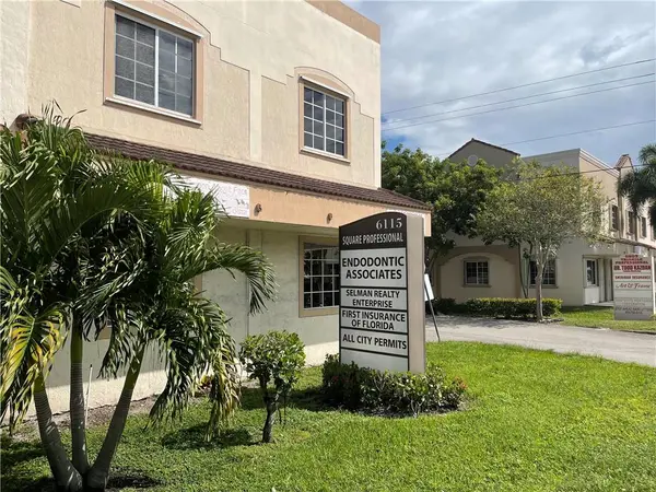 Hollywood, FL 33314,6115 STIRLING RD #215