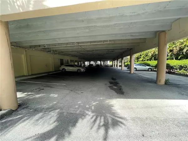 Hollywood, FL 33314,6115 STIRLING RD #215