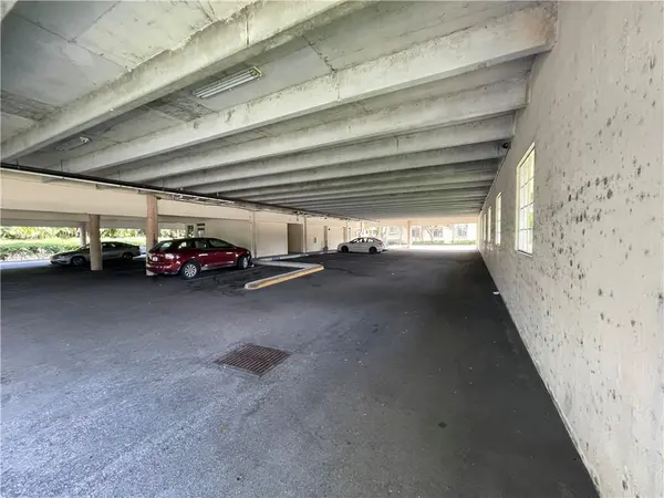 Hollywood, FL 33314,6115 STIRLING RD #215