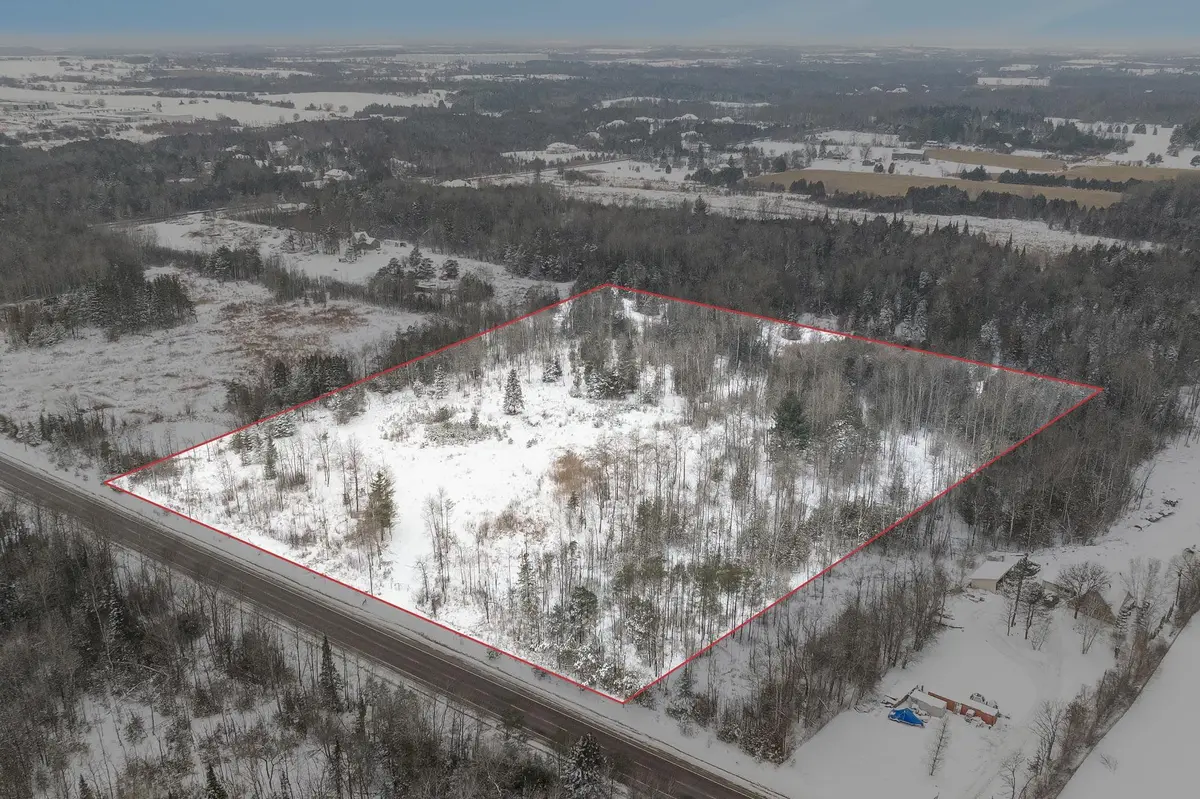 East Gwillimbury, ON L3Y 4W1,3152 Davis Drive N/A