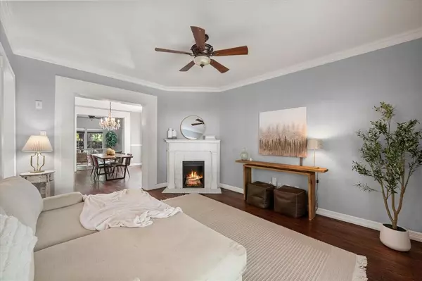 Dallas, TX 75208,318 S Edgefield Avenue