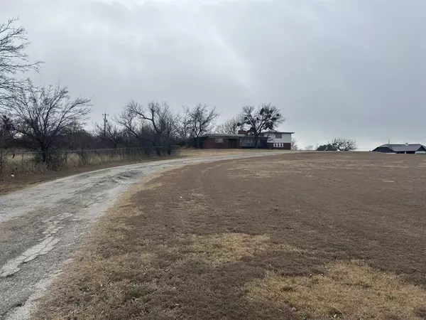 Jacksboro, TX 76458,1115 W Belknap