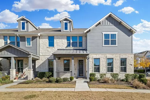 6525 Northern Dancer Drive, North Richland Hills, TX 76180