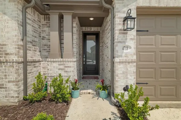 Aubrey, TX 76227,4718 Firewheel Court