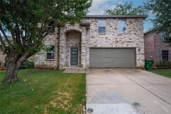 513 Creekbend Street, Crowley, TX 76036