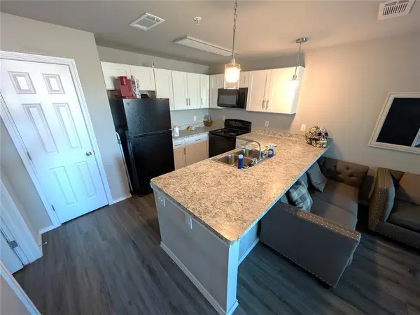 Dallas, TX 75231,6108 Abrams Road #202