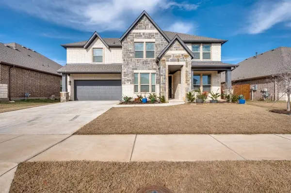 3004 Emerald Trace Drive, Denton, TX 76226