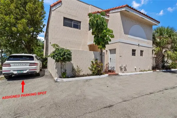 Pompano Beach, FL 33060,241 SE 11th Ave #241A