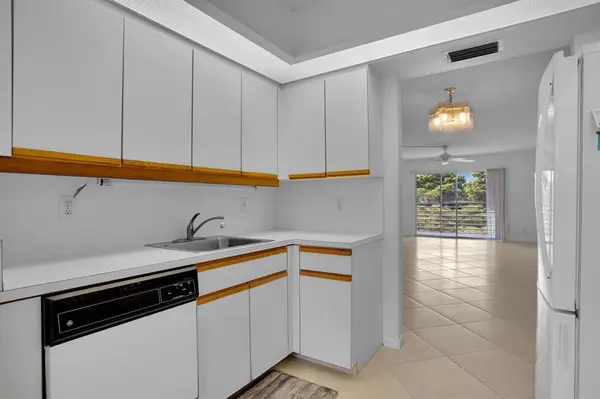 Coconut Creek, FL 33066,1601 Abaco Dr #D4