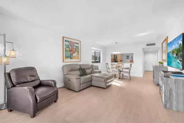 Fort Lauderdale, FL 33321,10738 W Clairmont Cir #206