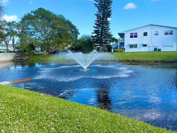 1001 Newport G #1001, Deerfield Beach, FL 33442