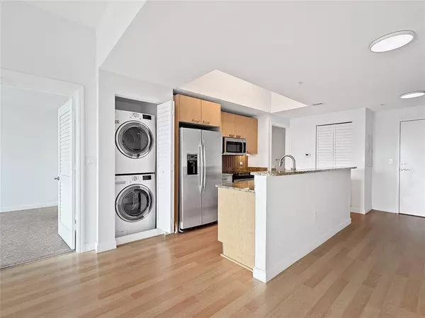 Wilton Manors, FL 33305,2301 Wilton Dr #408