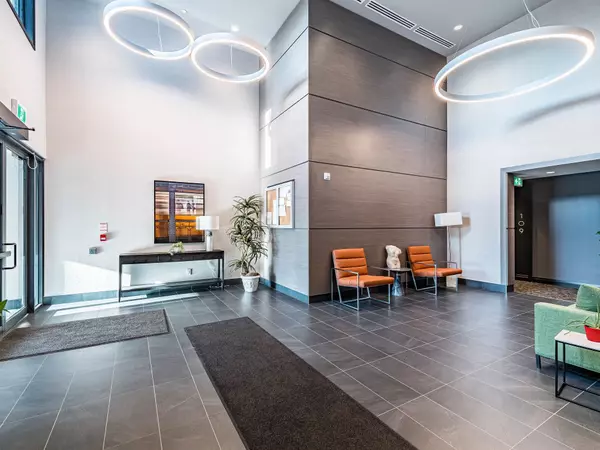 Oakville, ON L6M 5N3,50 Kaitting TRL #613