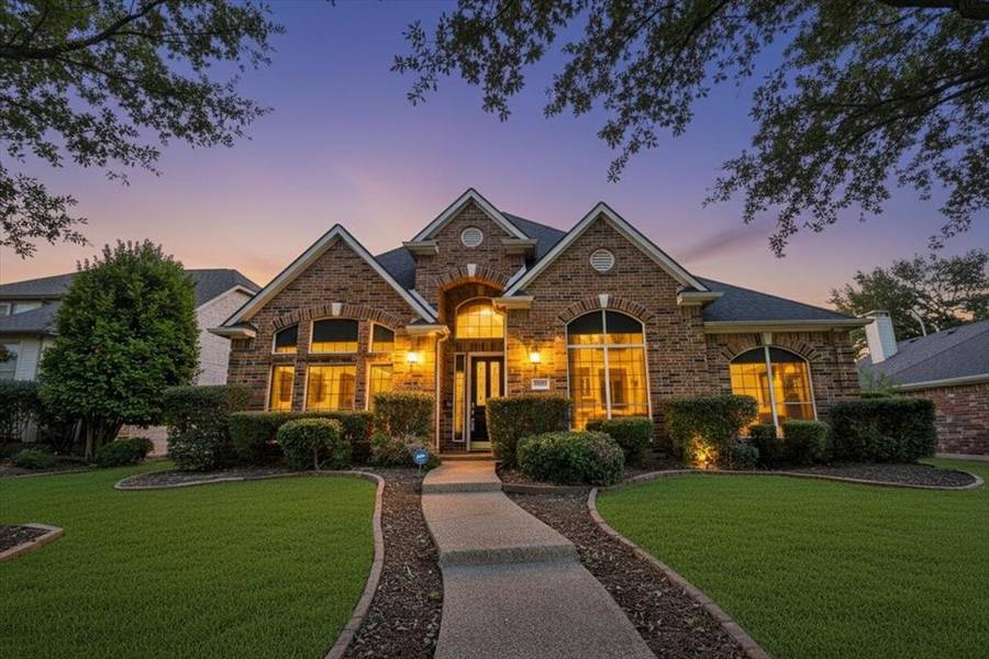 17832 River Chase Drive, Dallas, TX 75287