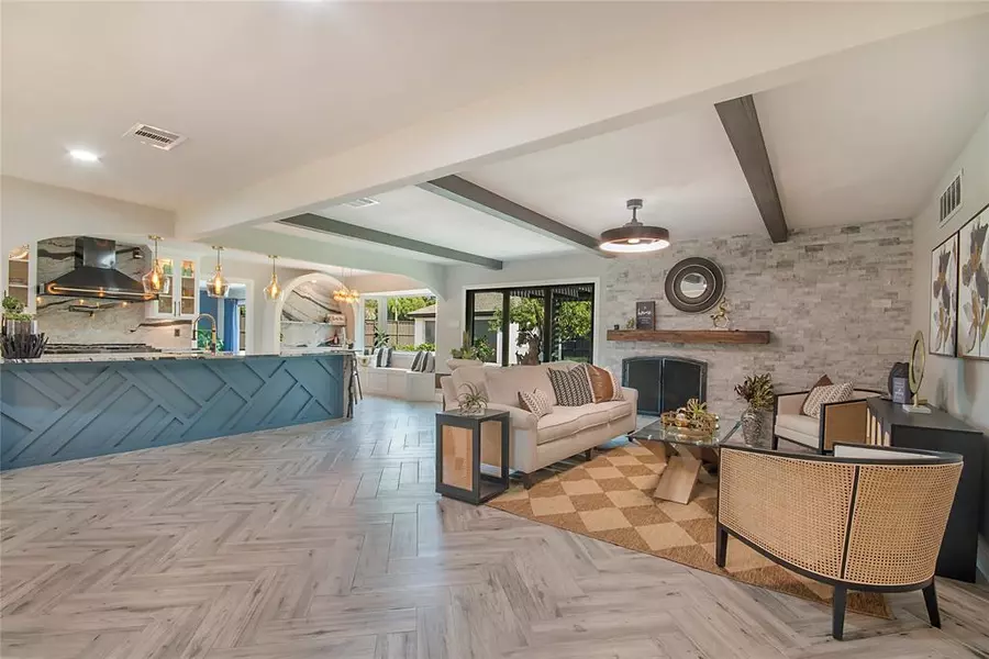 3707 Alta Vista Lane, Dallas, TX 75229