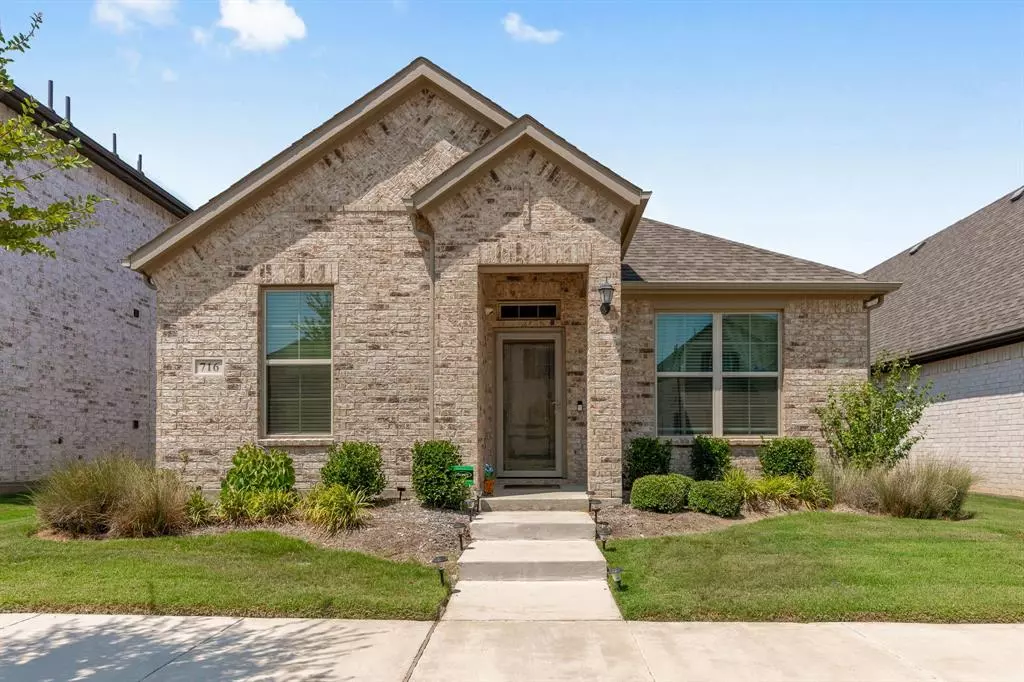 Argyle, TX 76226,716 Lamp Post Lane