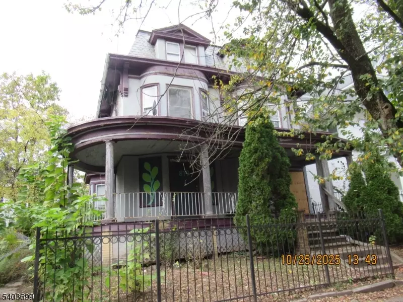 Newark City, NJ 07108,817-819 S 12Th St