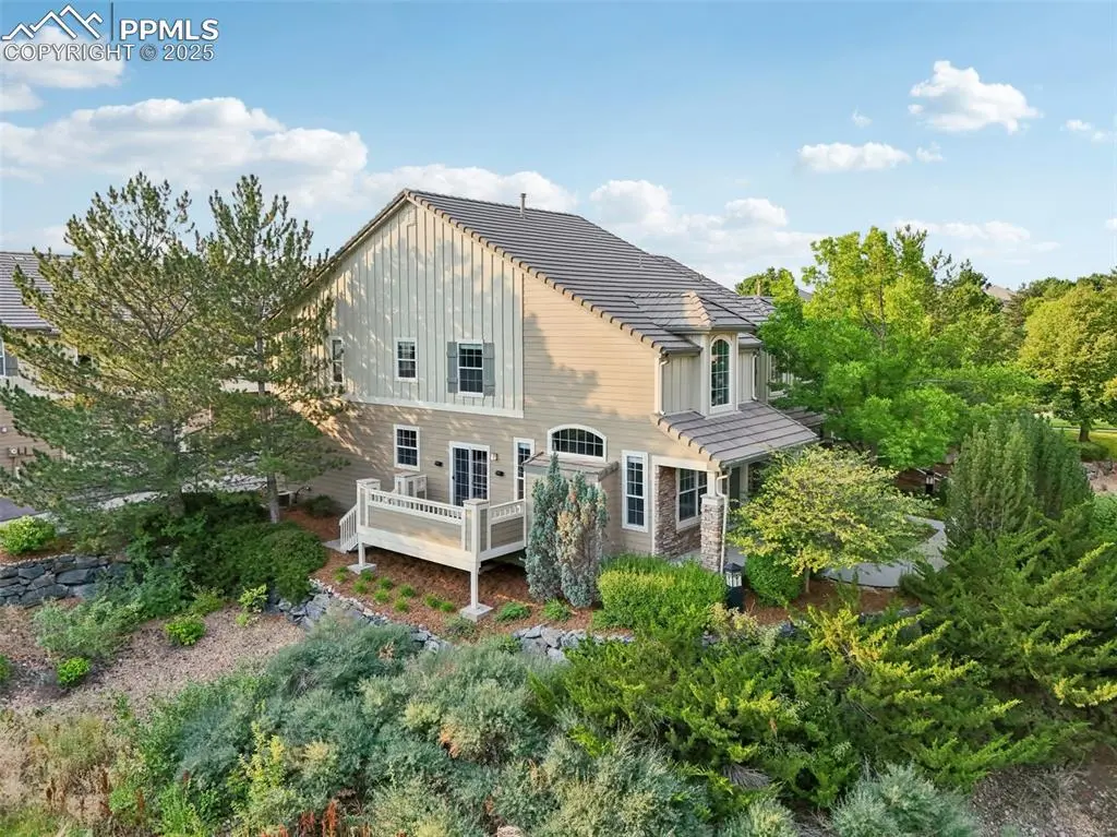 8835 Edinburgh CIR, Highlands Ranch, CO 80129