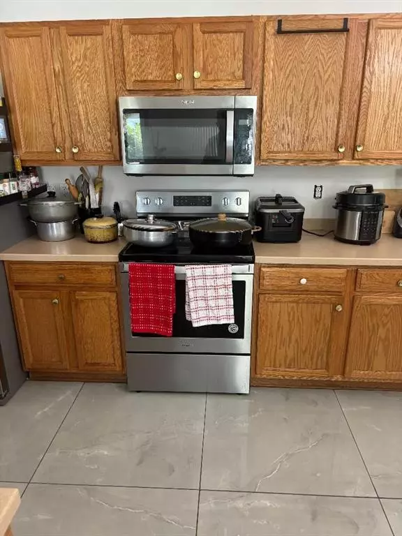 Port St Lucie, FL 34953,944 SW Delrio BLVD