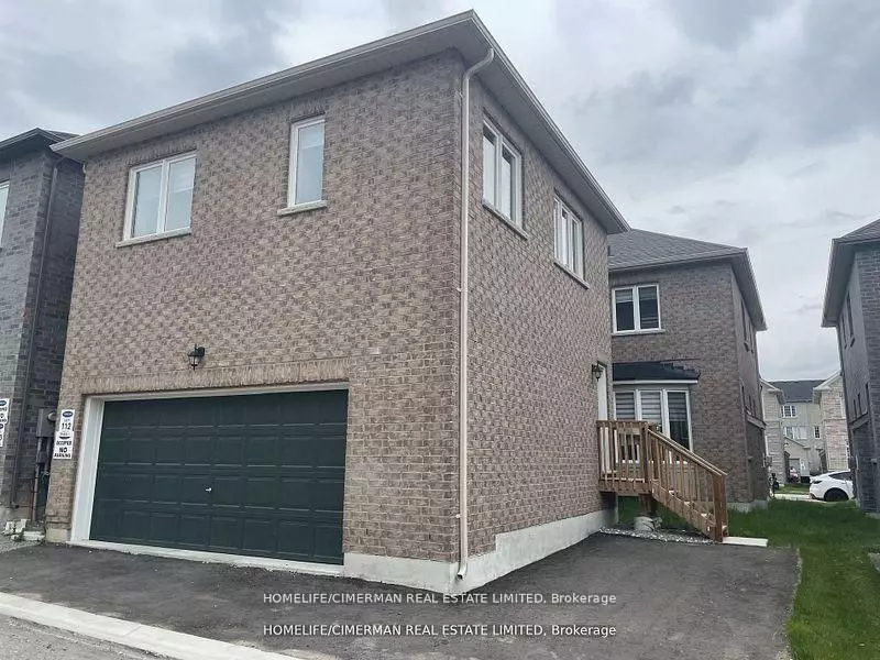 Markham, ON L6B 0Z3,7 Waterleaf RD #Coach