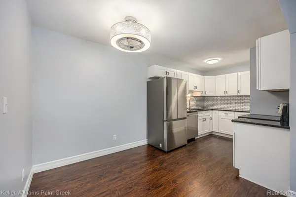 Rochester, MI 48307,417 Parkdale AVE #20