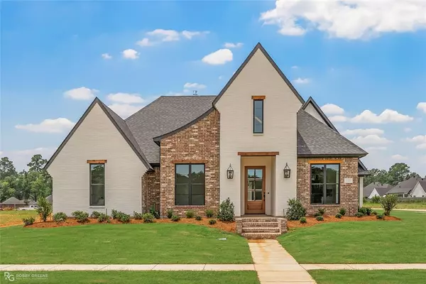 Benton, LA 71006,916 AAron Lane