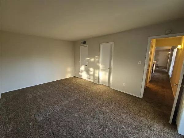 Arlington, TX 76014,2423 Limestone Drive