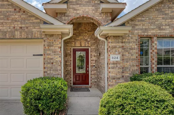 Mckinney, TX 75072,824 Golden Bear Lane