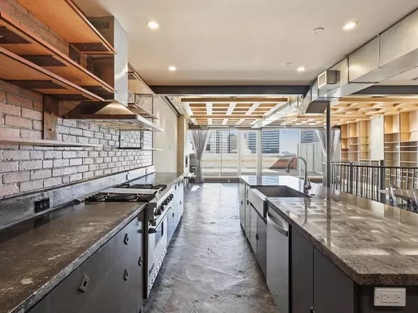 Dallas, TX 75201,511 N Akard Street #1505