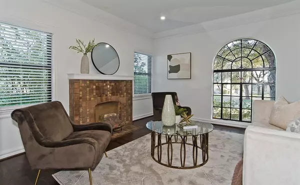 Dallas, TX 75203,1835 Cedar Crest Boulevard