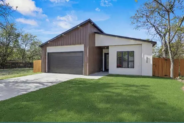 Grand Prairie, TX 75051,726 Pangburn