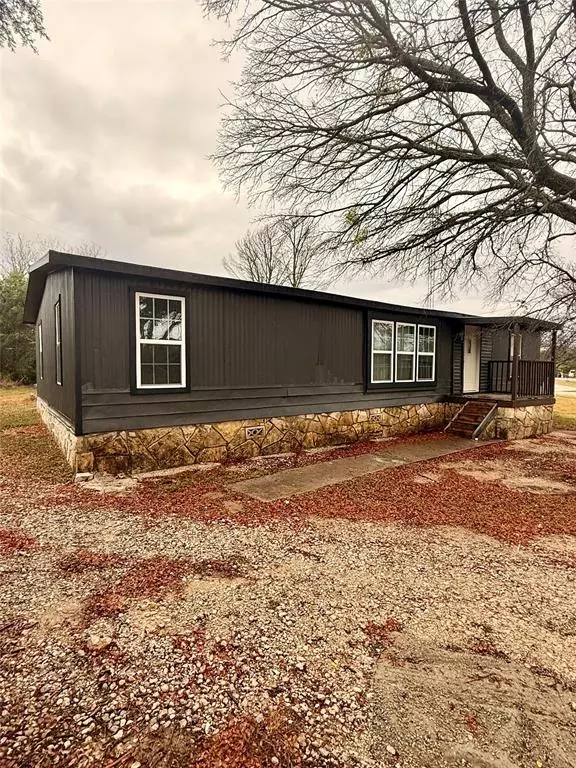 Granbury, TX 76048,923 Guadalupe River Drive