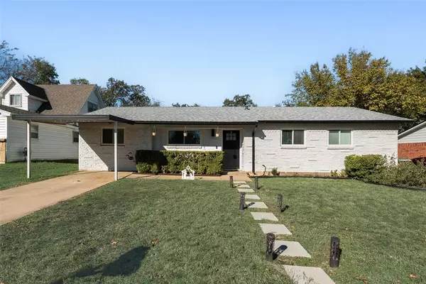 Hurst, TX 76053,756 Briarwood Lane