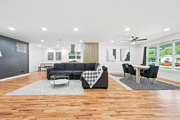 Irving, TX 75060,1009 Walnut Street