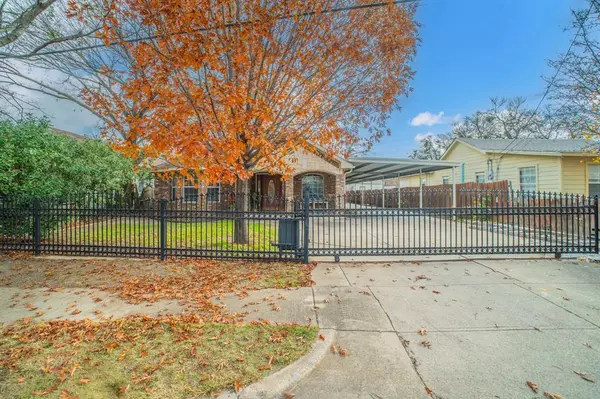 Dallas, TX 75212,3934 Harlingen Street