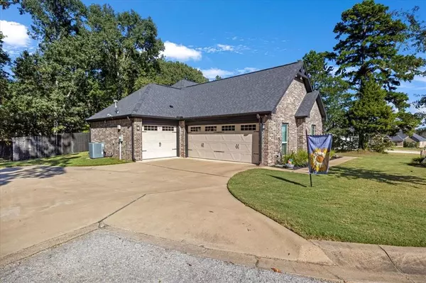 Lindale, TX 75771,24012 Wild Flower Circle