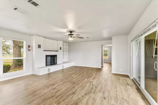 Aubrey, TX 76227,800 Spring Hill