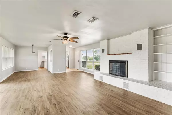 Aubrey, TX 76227,800 Spring Hill