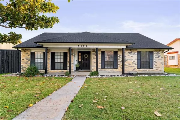 Plano, TX 75025,1208 Kesser Drive