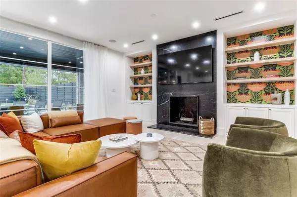 Dallas, TX 75209,7610 Linwood Avenue