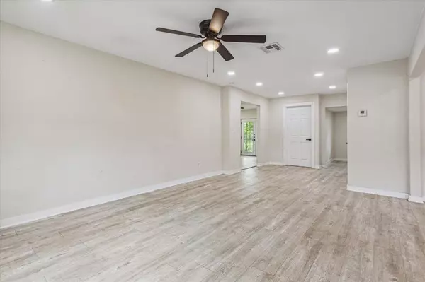 Mcgregor, TX 76657,310 Garfield Street