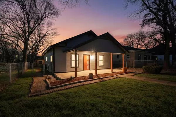 Fort Worth, TX 76164,2216 Ross Avenue