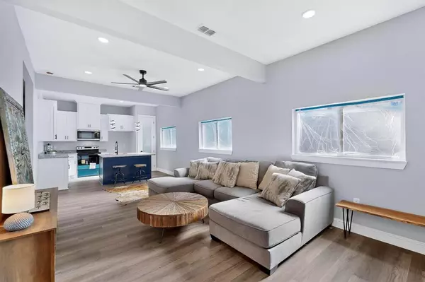 Fort Worth, TX 76164,2216 Ross Avenue