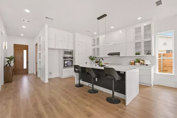 The Colony, TX 75056,5204 Gibson Drive