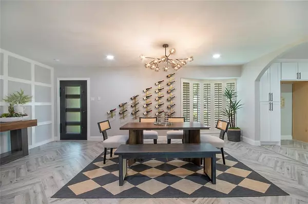 Dallas, TX 75229,3707 Alta Vista Lane