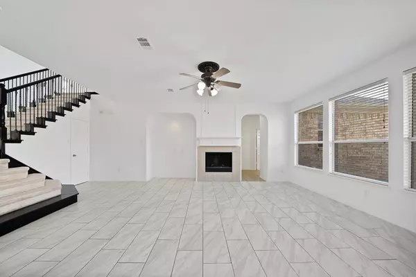 Fort Worth, TX 76244,3904 Penny Royal Drive